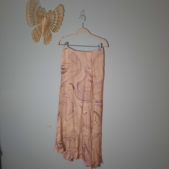 Olivaceous Peach and Purple Swirl Skirt With Right Sided Slit - Picture 2 of 5